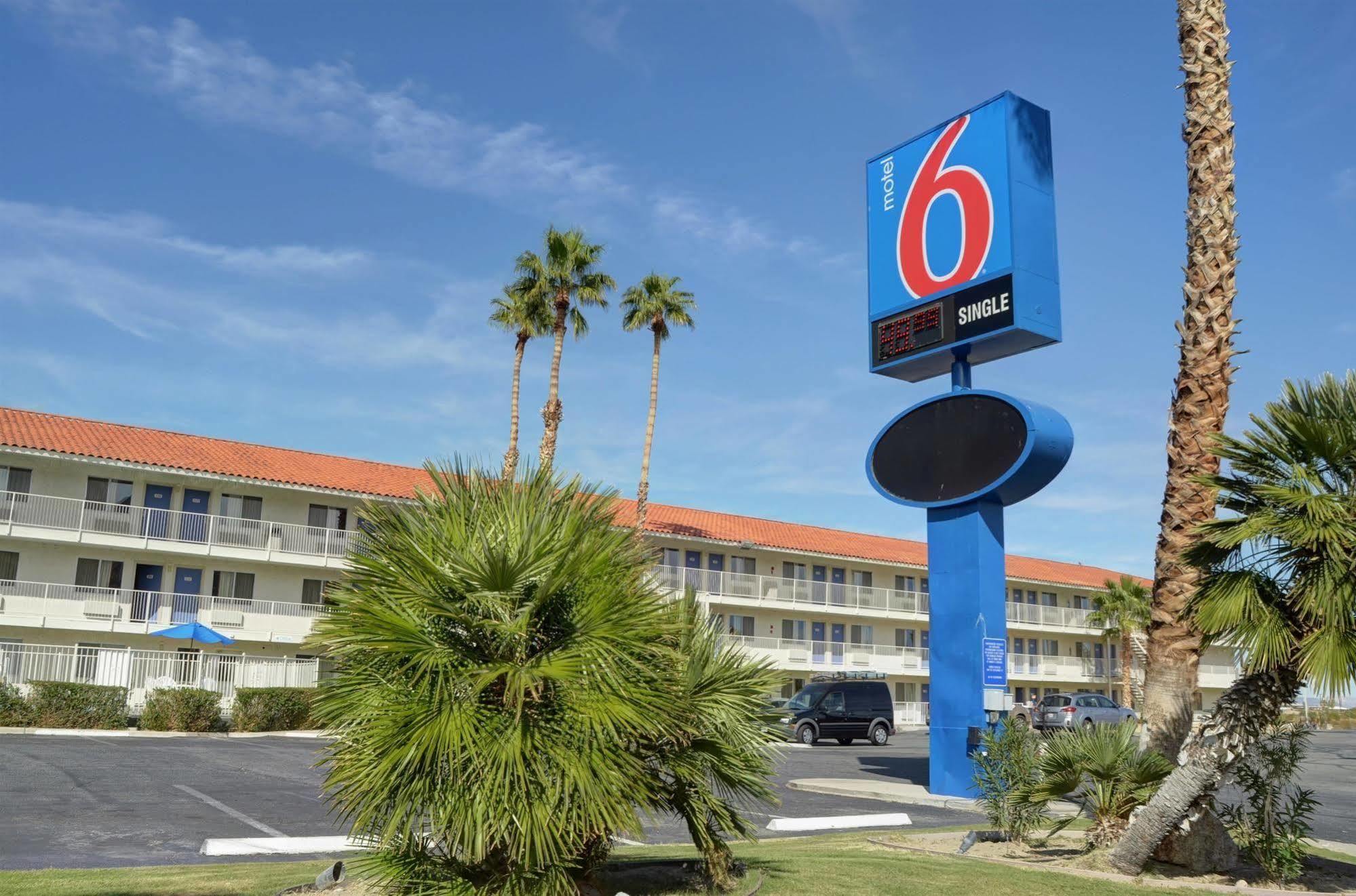 Motel 6-Twentynine Palms, Ca Dış mekan fotoğraf